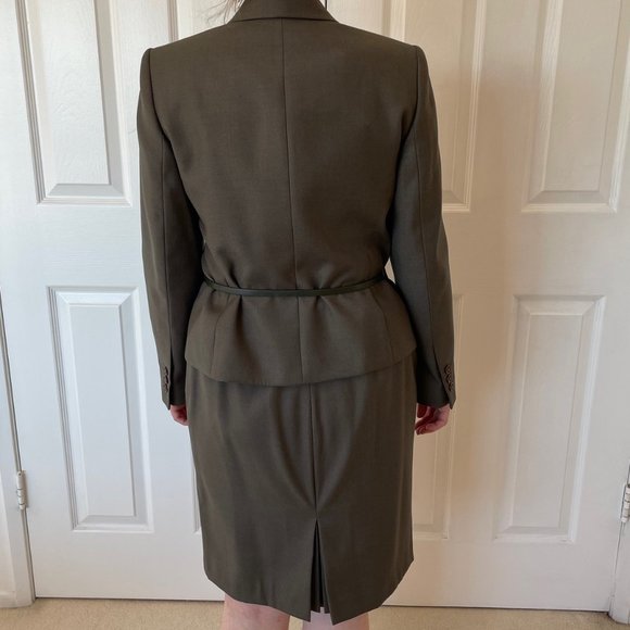 EUC Anne Klein dark green jacket & skirt suit size 4P - Picture 7 of 9
